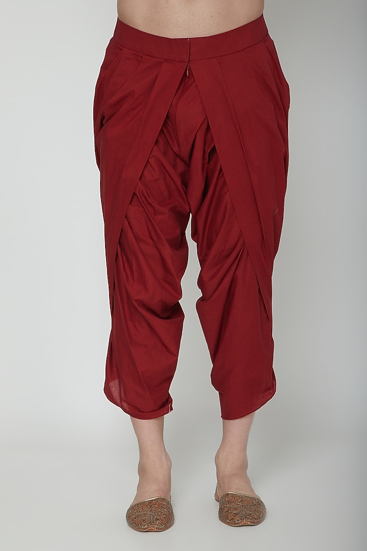 Maroon Embroidered Printed Kurta Set by Joy Mitra Men at Pernia's Pop Up Shop