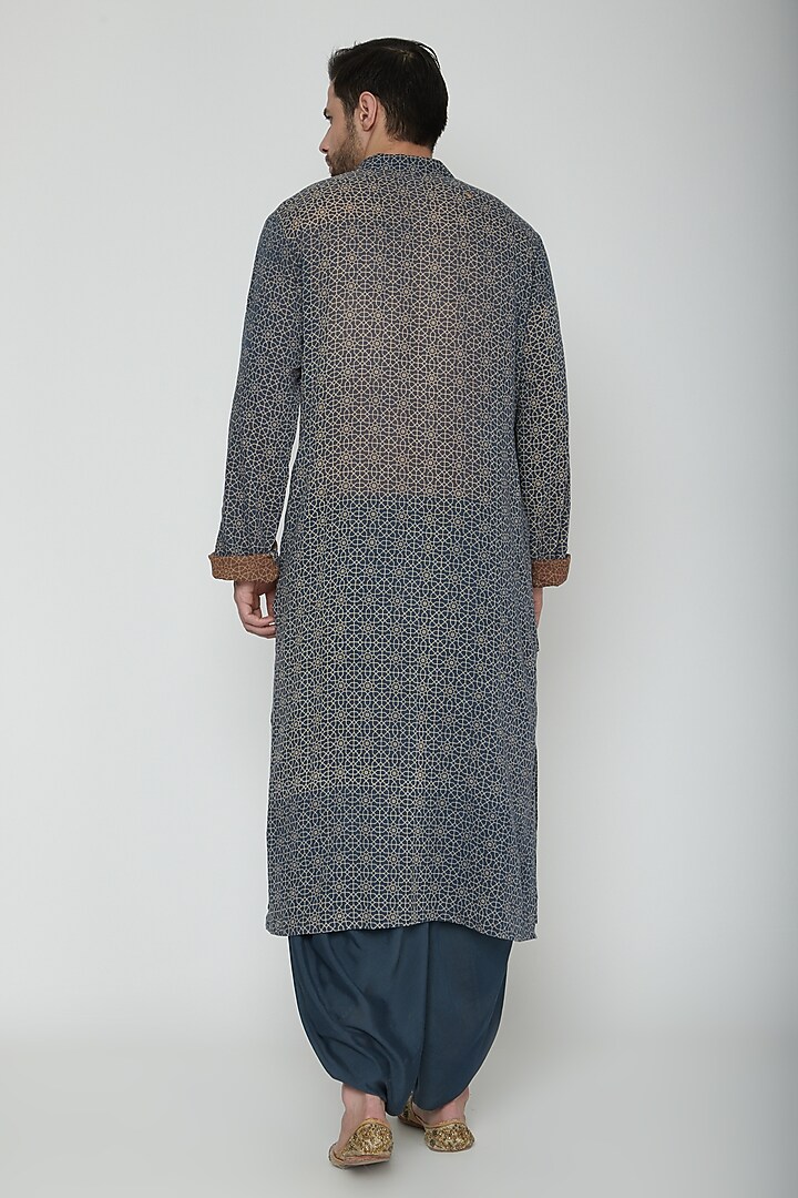 Blue Printed Kurta Set by Joy Mitra Men at Pernia's Pop Up Shop