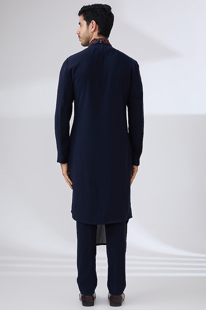 Navy Blue Sandwash Thread Embroidered Kurta Set by Sarab Khanijou at Pernia's Pop Up Shop