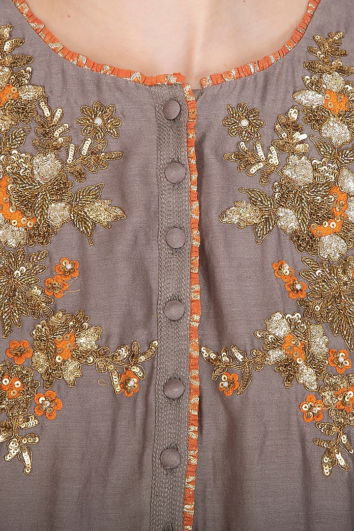 Grey Embroidered Kurta Set by Joy Mitra at Pernia's Pop Up Shop