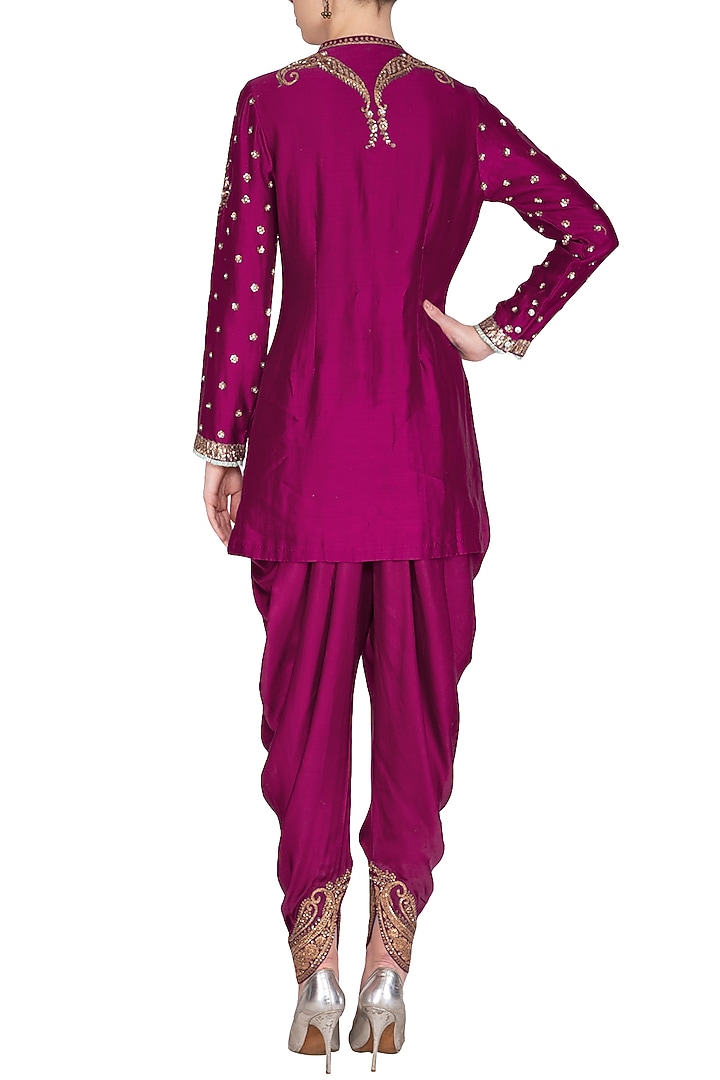 Magenta Embroidered Kurta Set by Joy Mitra at Pernia's Pop Up Shop