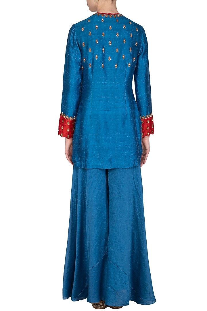 Blue Embroidered Kurta Set by Joy Mitra at Pernia's Pop Up Shop