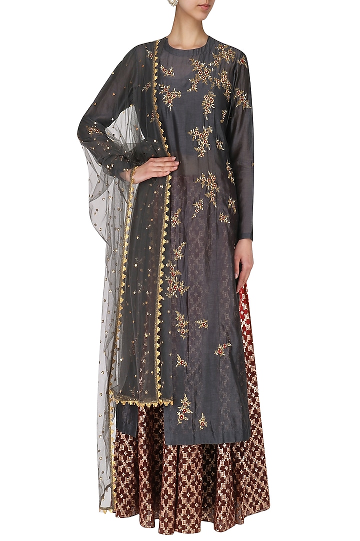 Grey Embroidered Kurta With Skirt Set available only at Pernia's Pop Up Shop.