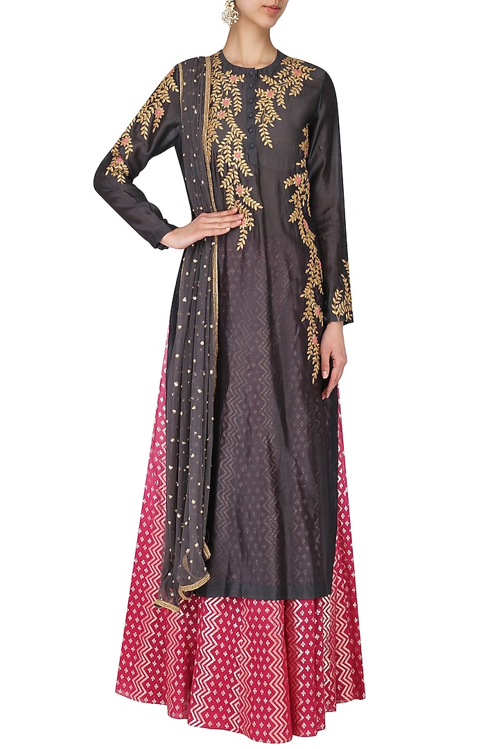 Grey Embroidered Kurta With Skirt Set available only at Pernia's Pop Up Shop.