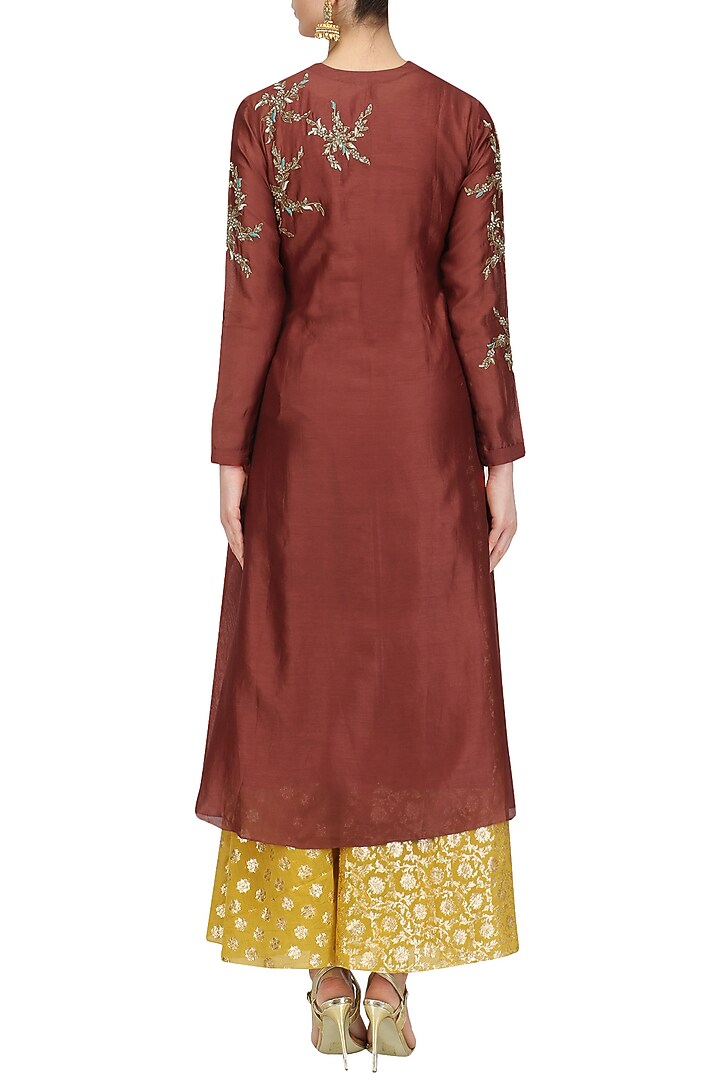Maroon floral embroidered kurta and skirt set available only at Pernia's Pop Up Shop.