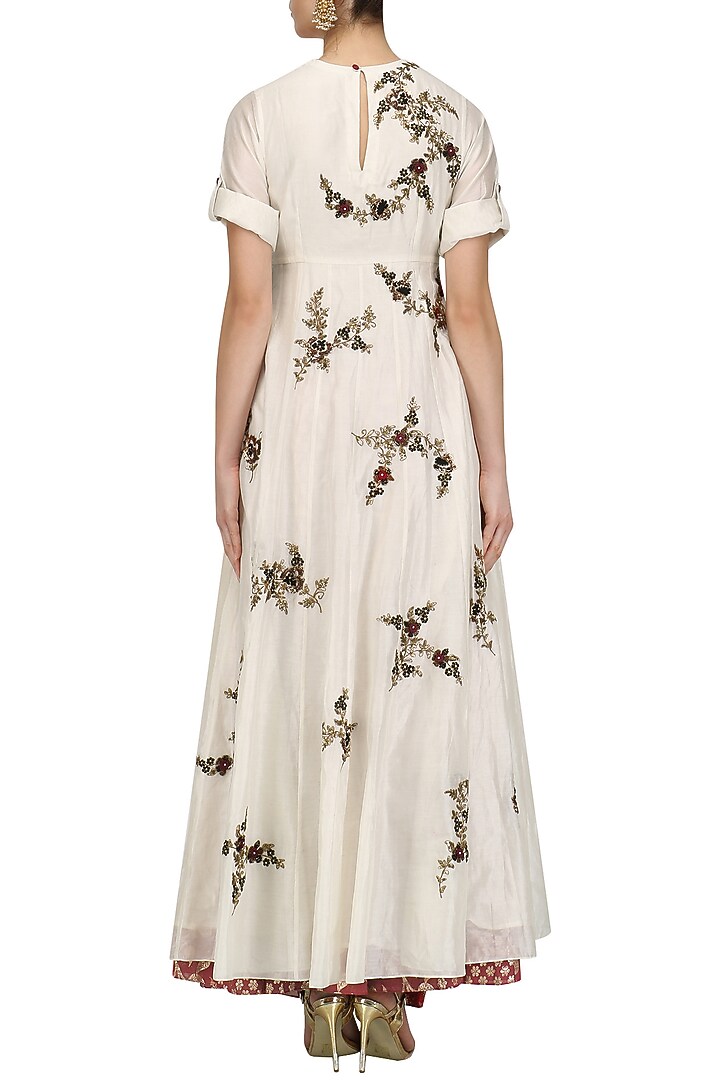 Cream floral embroidered flared anarkali set available only at Pernia's Pop Up Shop.