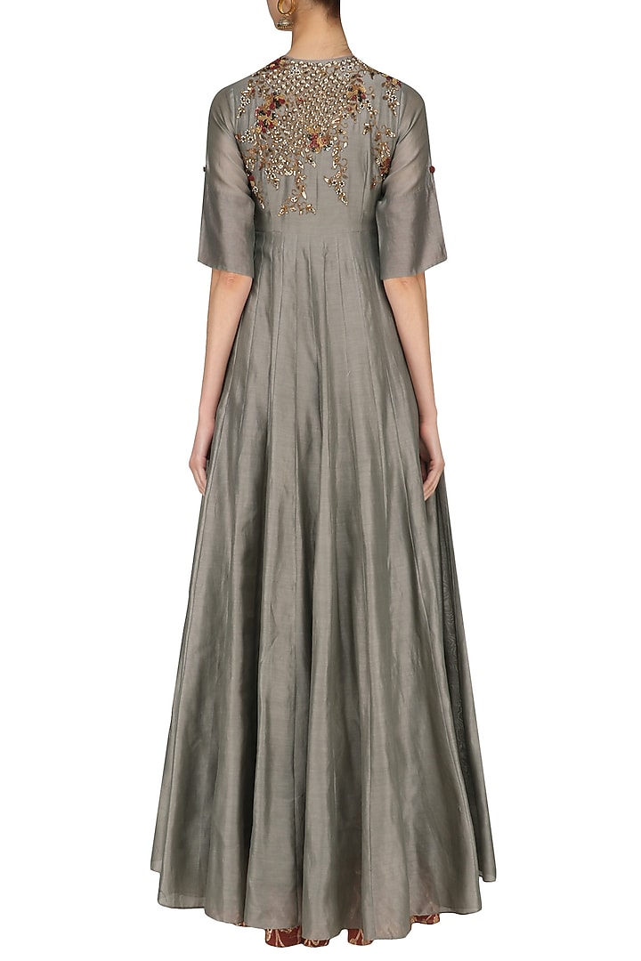 Grey floral embroidered anarkali kurta and skirt set available only at Pernia's Pop Up Shop.