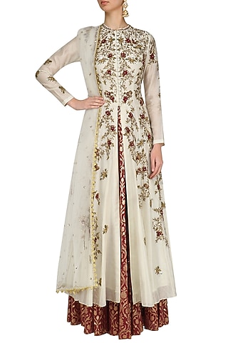 Cream Floral Embroidered High Slit Kurta and Skirt Set by Joy Mitra