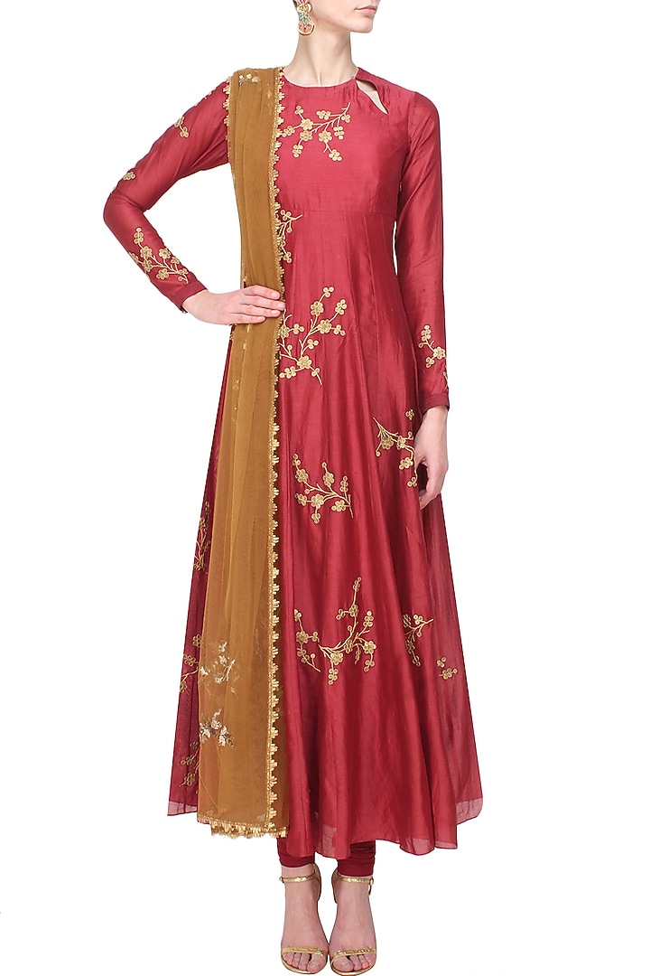 Maroon floral sequins embroidered flared anarkali set available only at Pernia's Pop Up Shop.