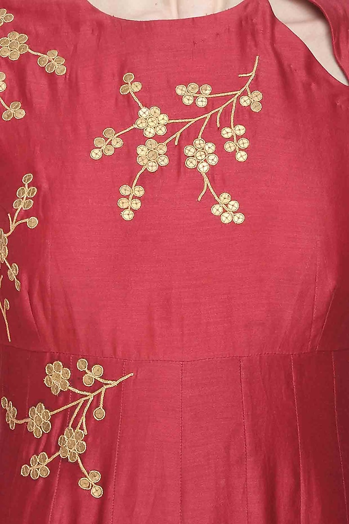 Maroon floral sequins embroidered flared anarkali set available only at Pernia's Pop Up Shop.