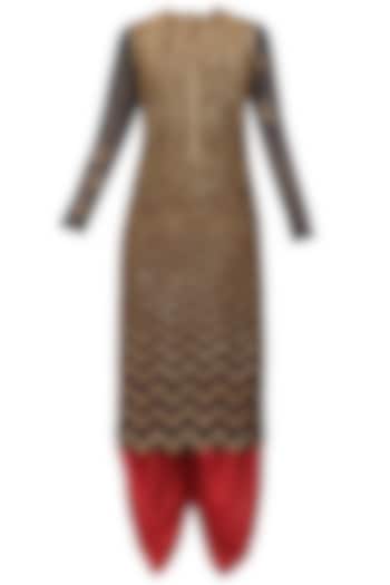 Black zigzag sequins embroidered kurta and maroon dhoti pants with golden stole available only at Pernia's Pop Up Shop.