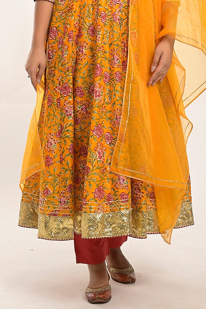 Citrus Printed Anarkali Set by Jaipuri banno at Pernia's Pop Up Shop