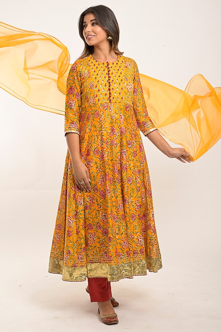 Citrus Printed Anarkali Set by Jaipuri banno at Pernia's Pop Up Shop