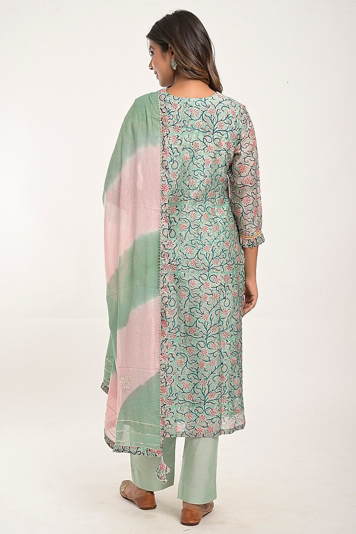Light Blue Green Printed Kurta Set by Jaipuri banno at Pernia's Pop Up Shop