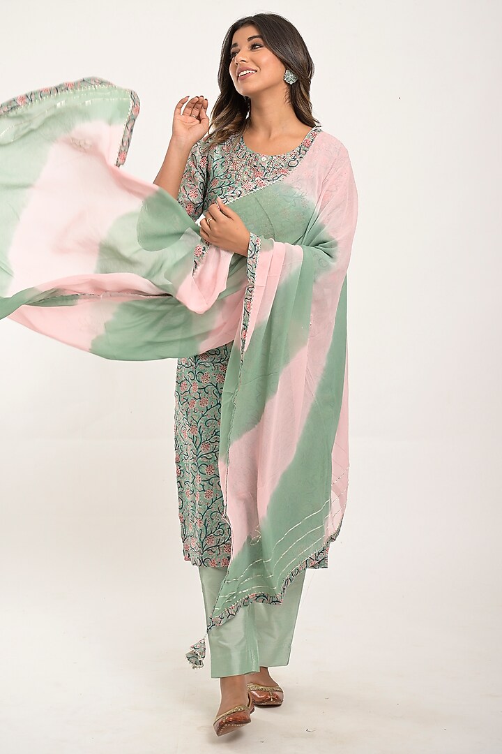 Light Blue Green Printed Kurta Set by Jaipuri banno at Pernia's Pop Up Shop