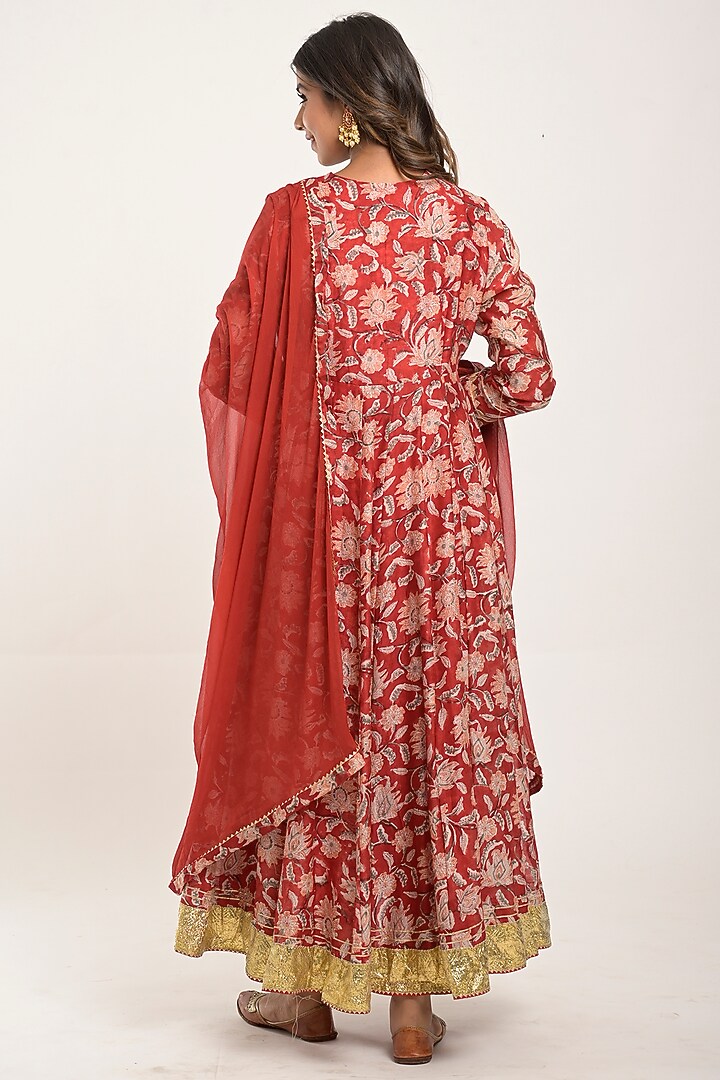 Red Printed Anarkali Set by Jaipuri banno at Pernia's Pop Up Shop