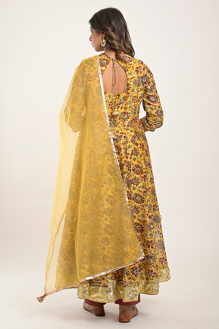 Yellow Printed Anarkali Set by Jaipuri banno at Pernia's Pop Up Shop