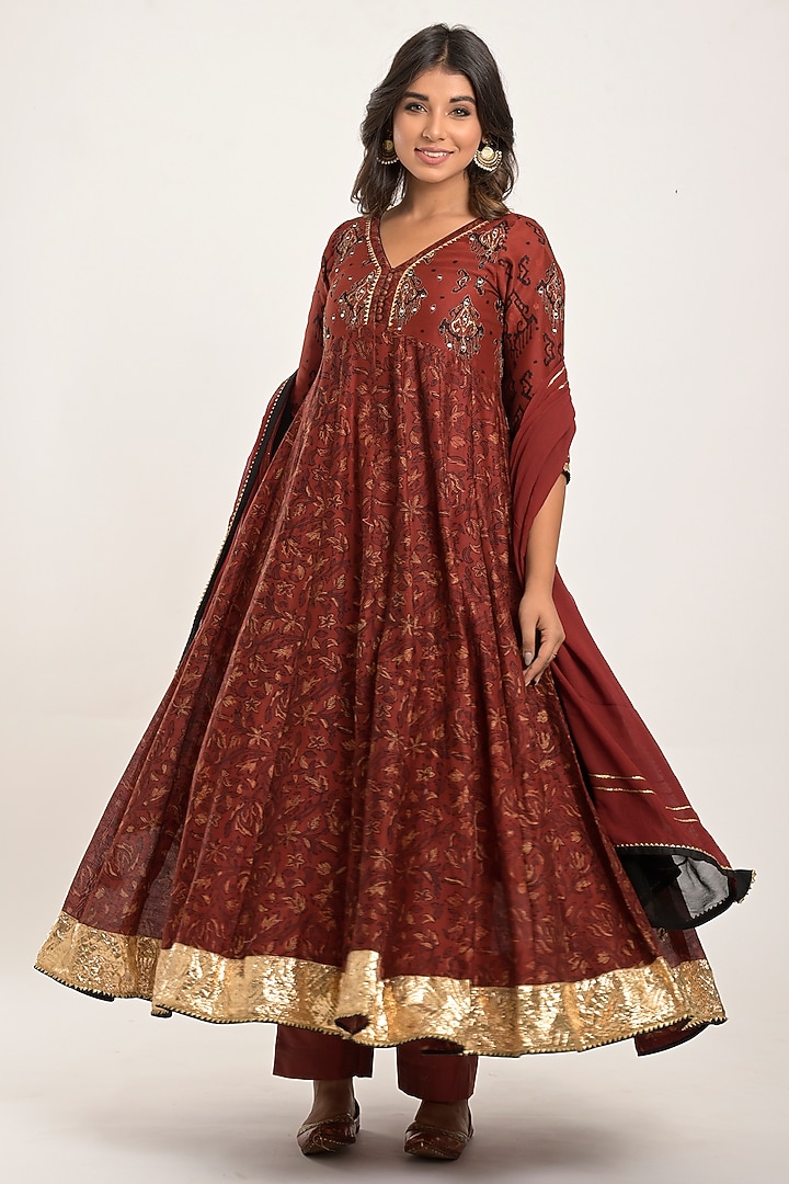 Barn Red Printed Anarkali Set by Jaipuri banno at Pernia's Pop Up Shop