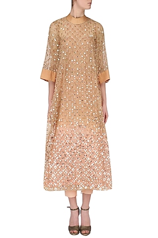 Beige and Pink Double Shaded Kurta Set by Japnit Ahluwalia