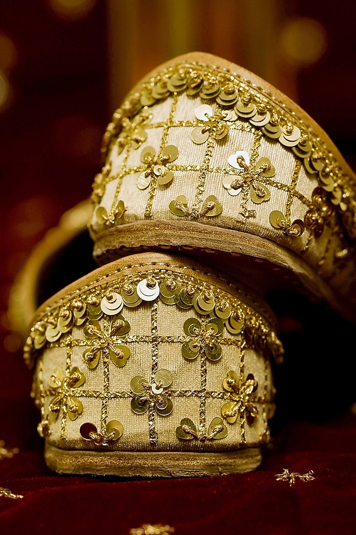 Gold Silk Sequins & Zari Embroidered Handcrafted Juttis by Juliet Rose at Pernia's Pop Up Shop