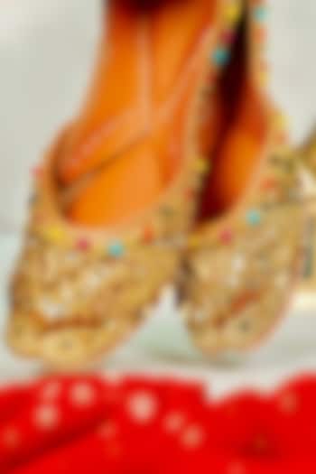 Gold Silk Sequins & Thread Embroidered Handcrafted Juttis by Juliet Rose at Pernia's Pop Up Shop