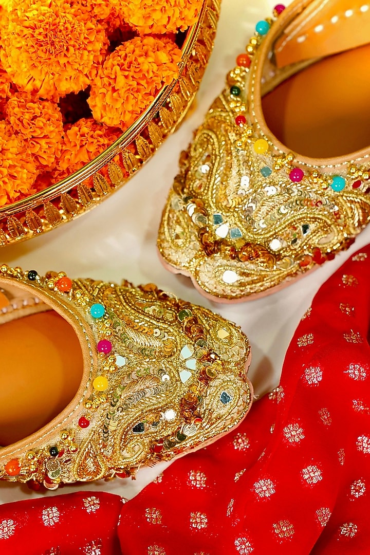 Gold Silk Sequins & Thread Embroidered Handcrafted Juttis by Juliet Rose at Pernia's Pop Up Shop