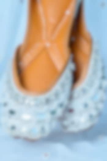 White Silk Pearl & Beads Embellished Handcrafted Juttis by Juliet Rose at Pernia's Pop Up Shop