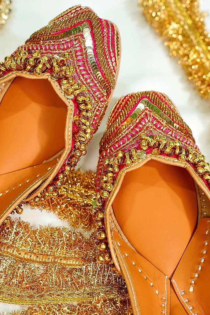 Fuchsia Silk Zari & Sequins Embroidered Juttis by Juliet Rose at Pernia's Pop Up Shop