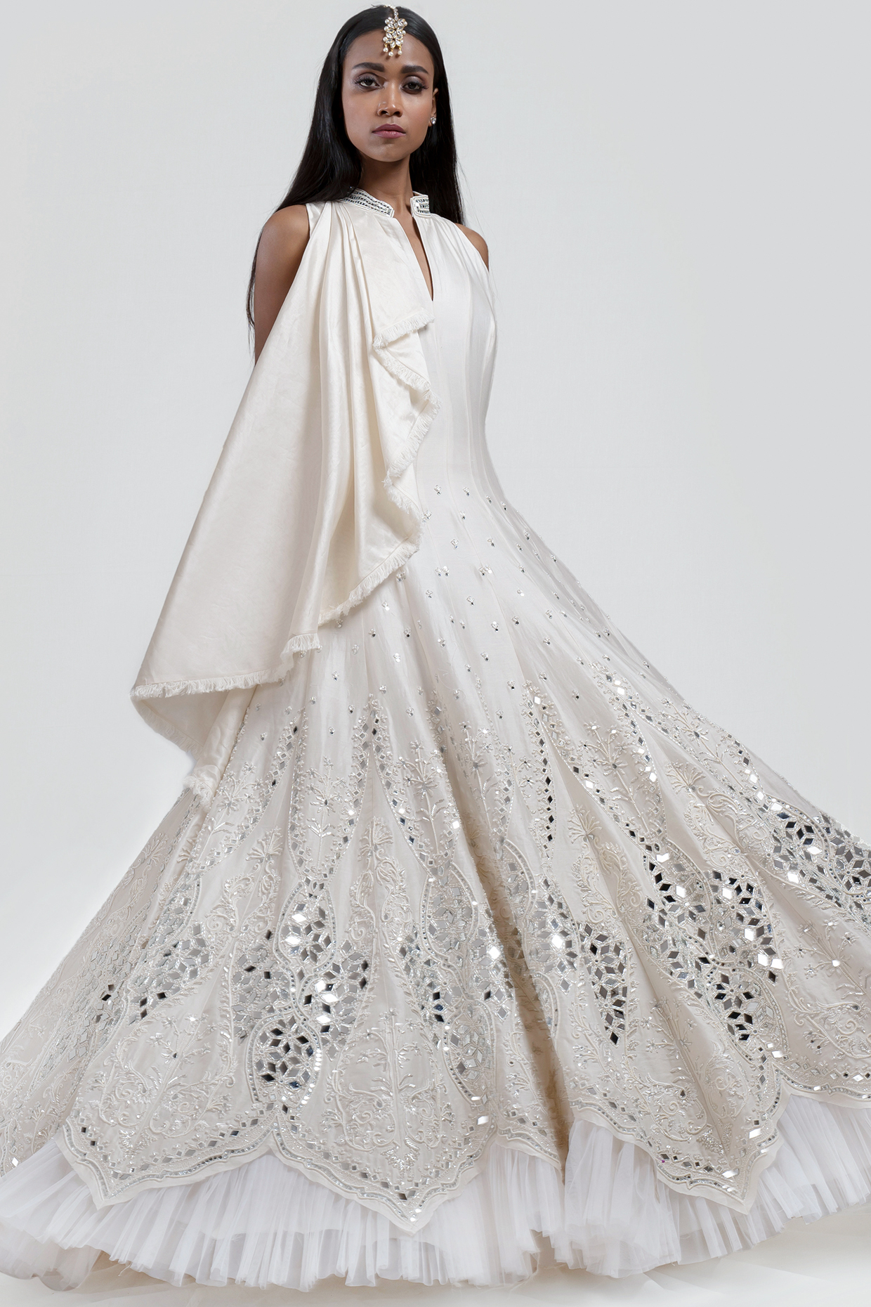 White Embroidered Anarkali by Jyoti Sachdev Iyer at Pernia's Pop Up Shop
