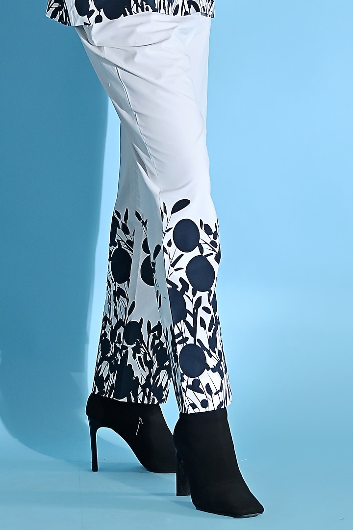 White Cotton Printed Co-Ord Set by Jyoti Sachdev Iyer at Pernia's Pop Up Shop