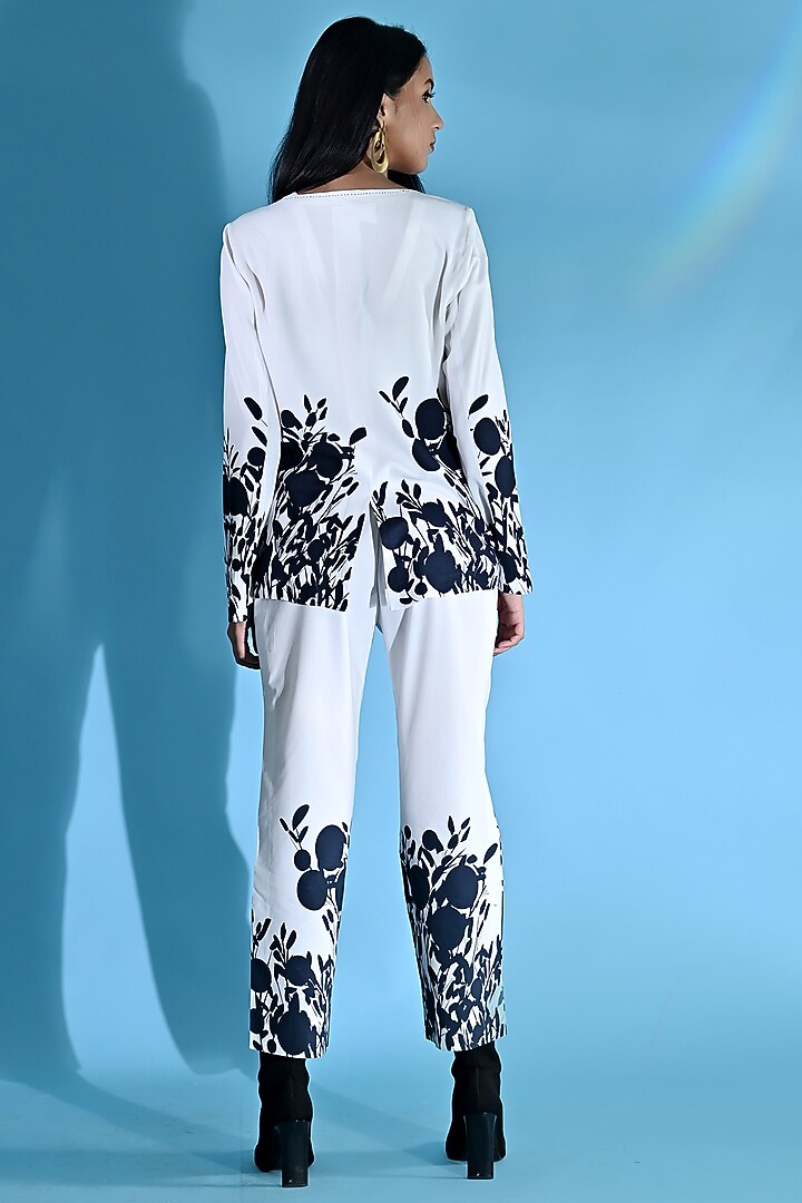 White Bamboo Printed Jacket Set by Jyoti Sachdev Iyer at Pernia's Pop Up Shop