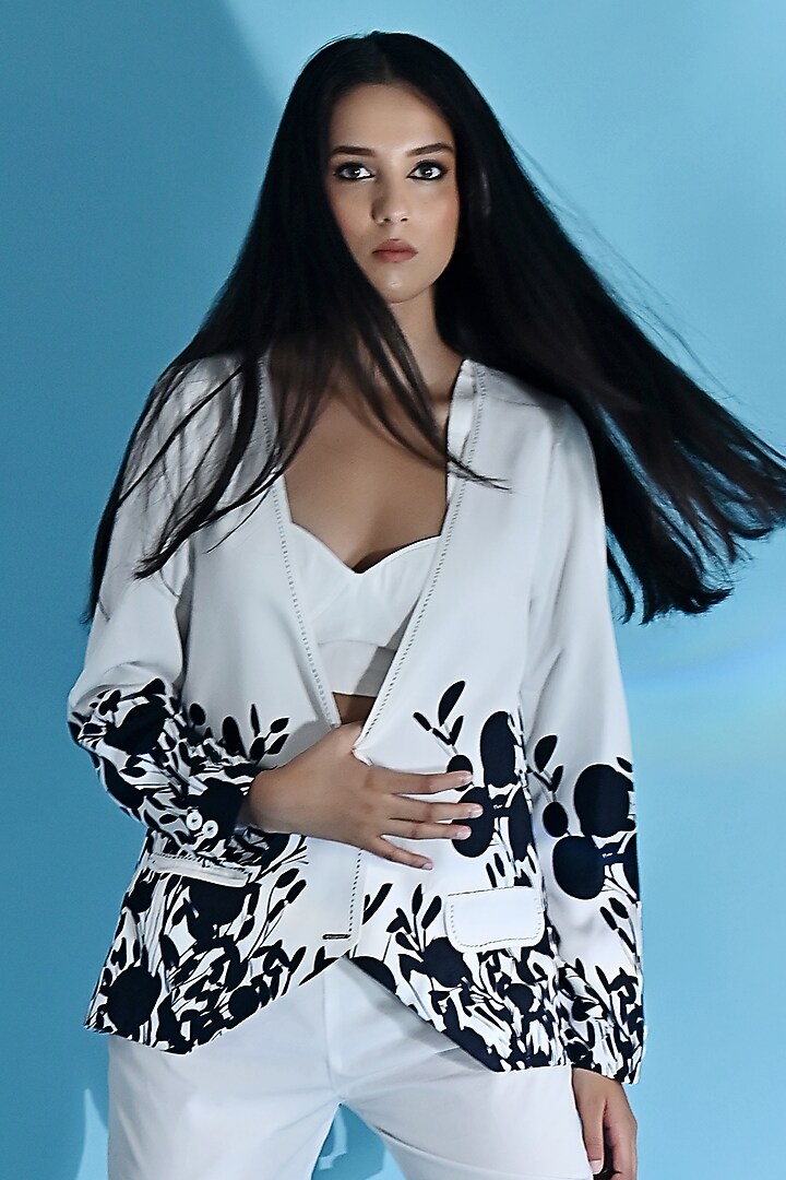 White Bamboo Printed Jacket Set by Jyoti Sachdev Iyer at Pernia's Pop Up Shop