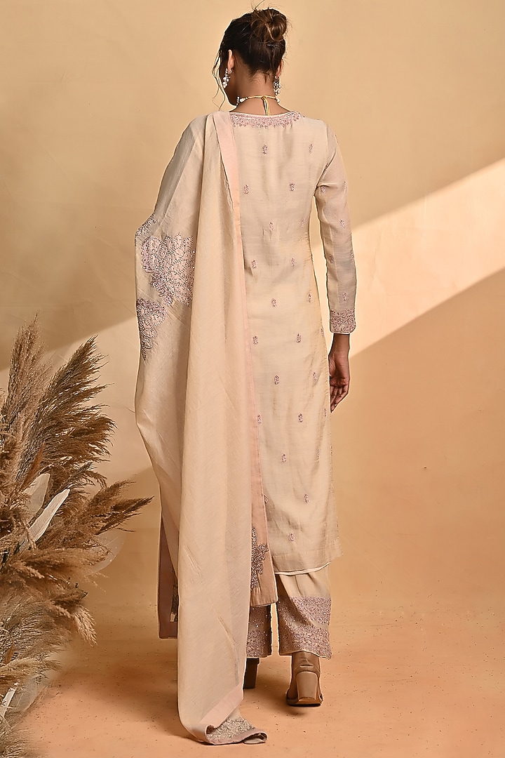 Beige Gold Embellished Kurta Set by Jyoti Sachdev Iyer at Pernia's Pop Up Shop