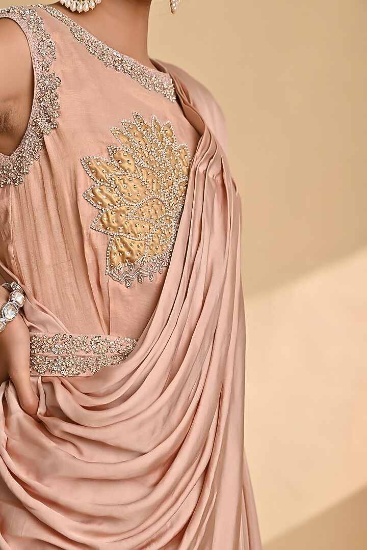 Blush Tissue Embellished Draped Wedding Saree Set by Jyoti Sachdev Iyer at Pernia's Pop Up Shop