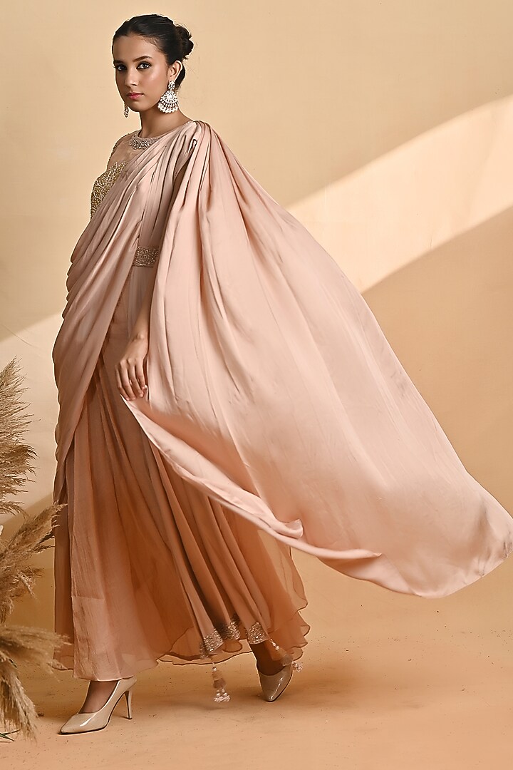 Blush Tissue Embellished Draped Wedding Saree Set by Jyoti Sachdev Iyer at Pernia's Pop Up Shop