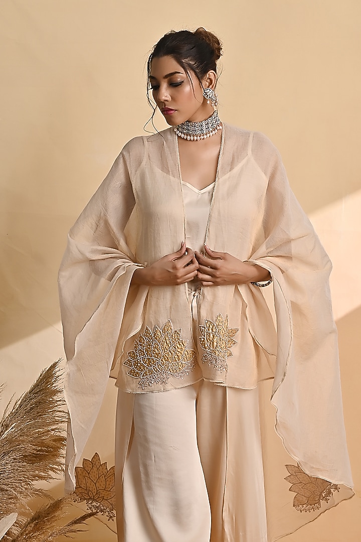 Beige Tissue Embellished Cape Set by Jyoti Sachdev Iyer at Pernia's Pop Up Shop