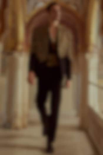 Black Twill Hand Embroidered Indo Western Set by Jayesh and Kaajal Shah Men at Pernia's Pop Up Shop