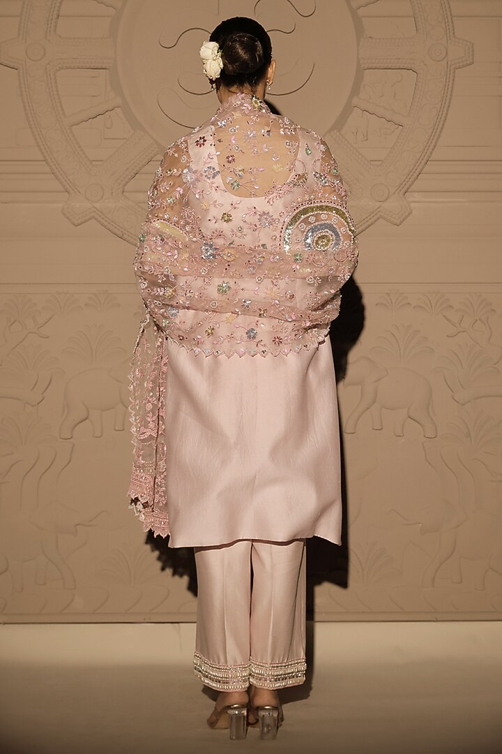 Pink Chanderi Pearl Embroidered Kurta Set by Jubinav Chadha at Pernia's Pop Up Shop