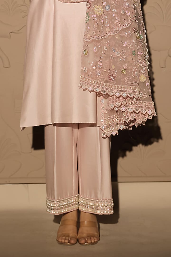 Pink Chanderi Pearl Embroidered Kurta Set by Jubinav Chadha at Pernia's Pop Up Shop