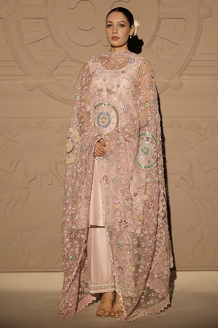Pink Chanderi Pearl Embroidered Kurta Set by Jubinav Chadha at Pernia's Pop Up Shop