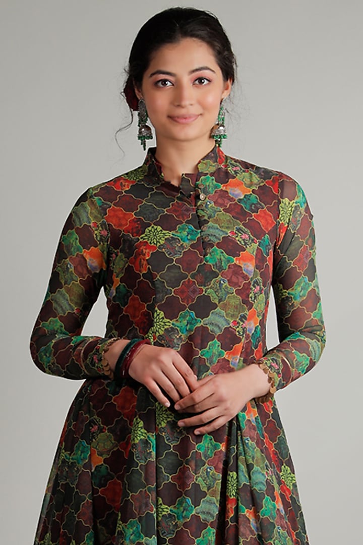 Dark Green Printed Kalidar Kurta Set by Jubinav Chadha at Pernia's Pop Up Shop
