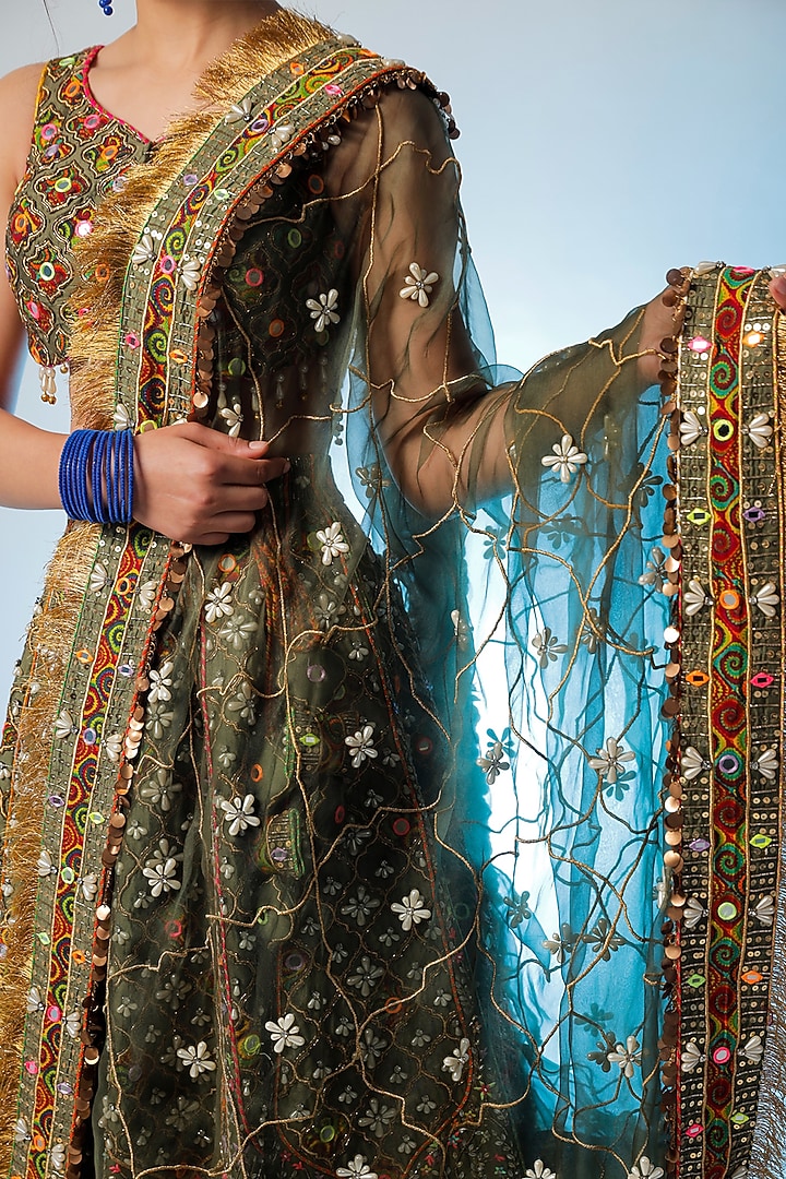 Green Silk Chanderi Embroidered Bridal Lehenga Set by Jubinav Chadha at Pernia's Pop Up Shop