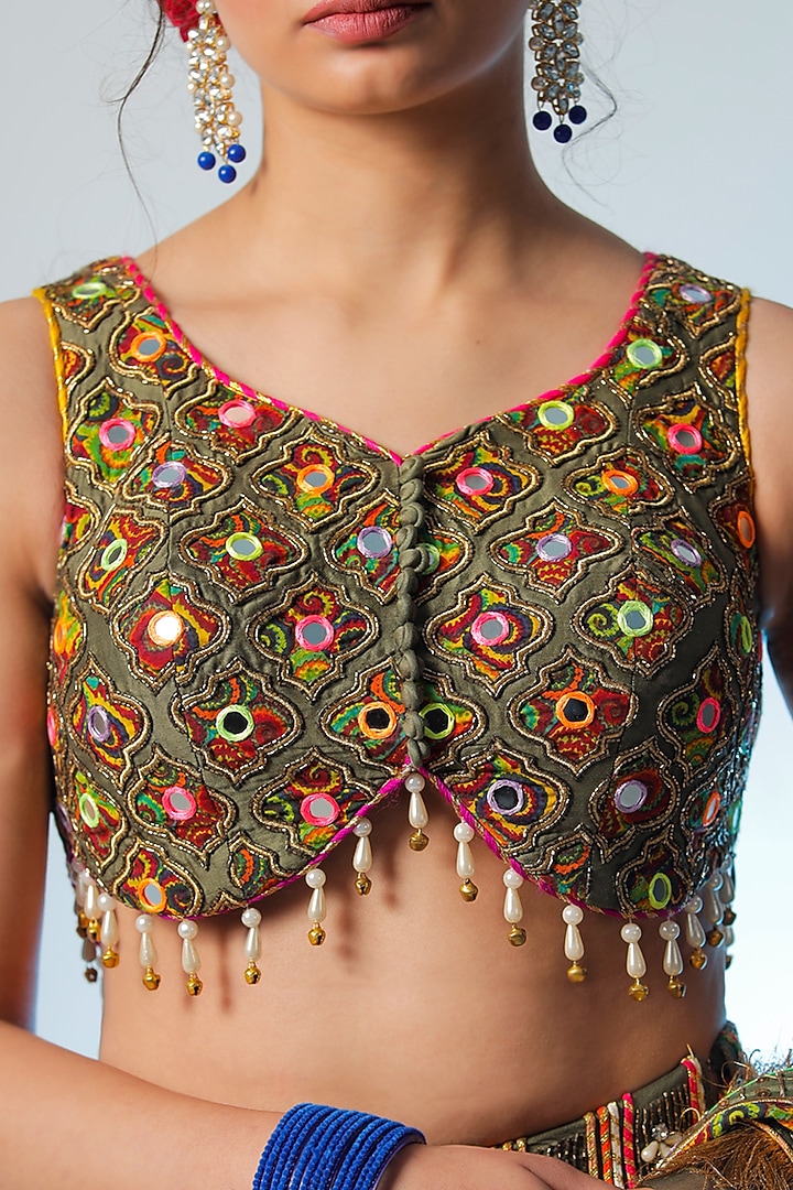 Green Silk Chanderi Embroidered Bridal Lehenga Set by Jubinav Chadha at Pernia's Pop Up Shop