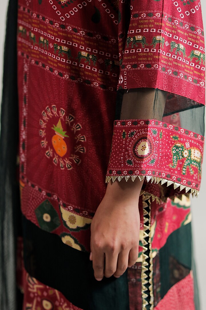 Red Silk Staple Bandhani Printed Kurta Set by Jubinav Chadha at Pernia's Pop Up Shop
