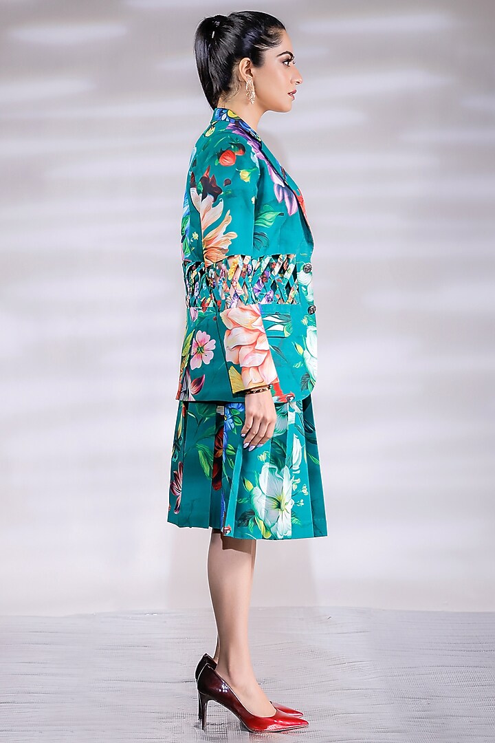 Green Crepe Floral Printed Blazer Set by Jubinav Chadha at Pernia's Pop Up Shop