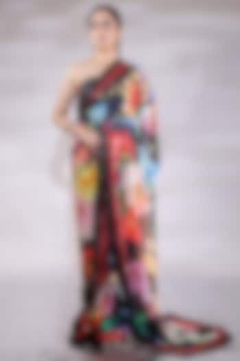 Black Georgette Printed Saree Set by Jubinav Chadha at Pernia's Pop Up Shop