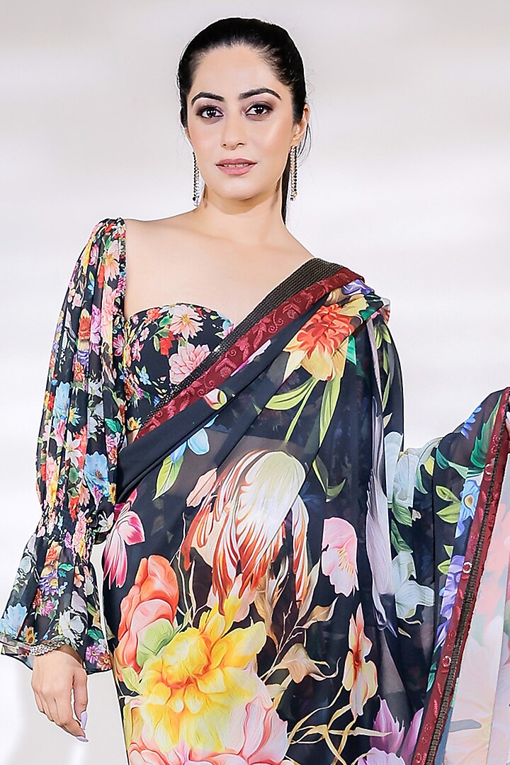 Black Georgette Printed Party Wear Saree Set by Jubinav Chadha at Pernia's Pop Up Shop