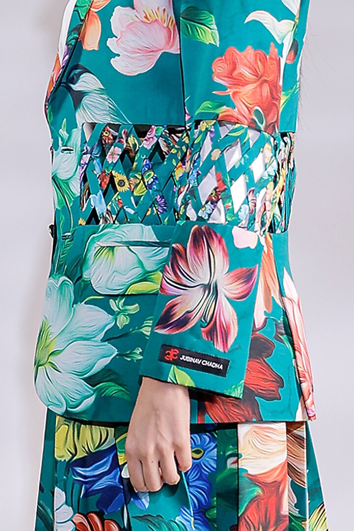 Green Crepe Floral Printed Blazer Set by Jubinav Chadha at Pernia's Pop Up Shop