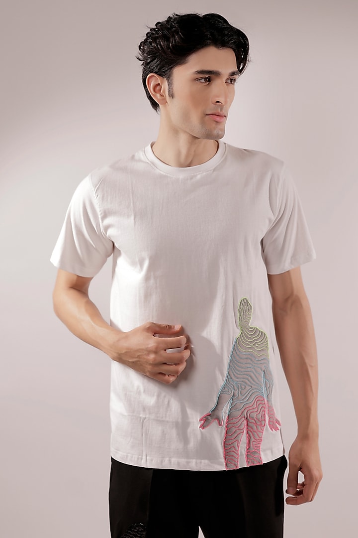 White Cotton Abstract Quilted T-Shirt by Jubinav Chadha Men