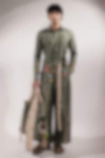 Green Cotton Silk Embroidered Wide-Legged Pants by Jubinav Chadha Men at Pernia's Pop Up Shop